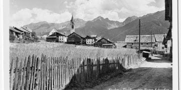 The village of Serfaus, black and white